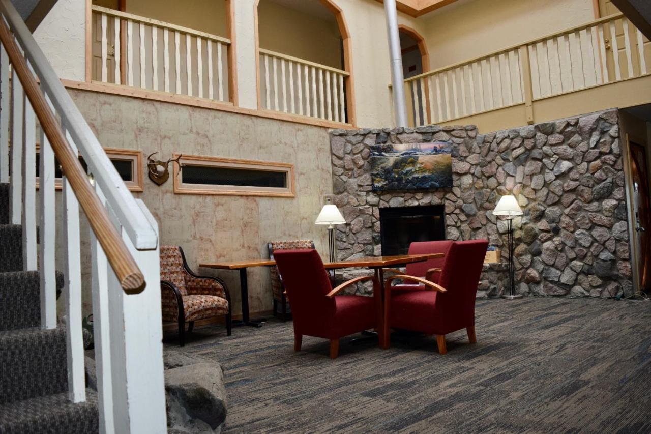 The Otter Lodge Ottertail Екстериор снимка