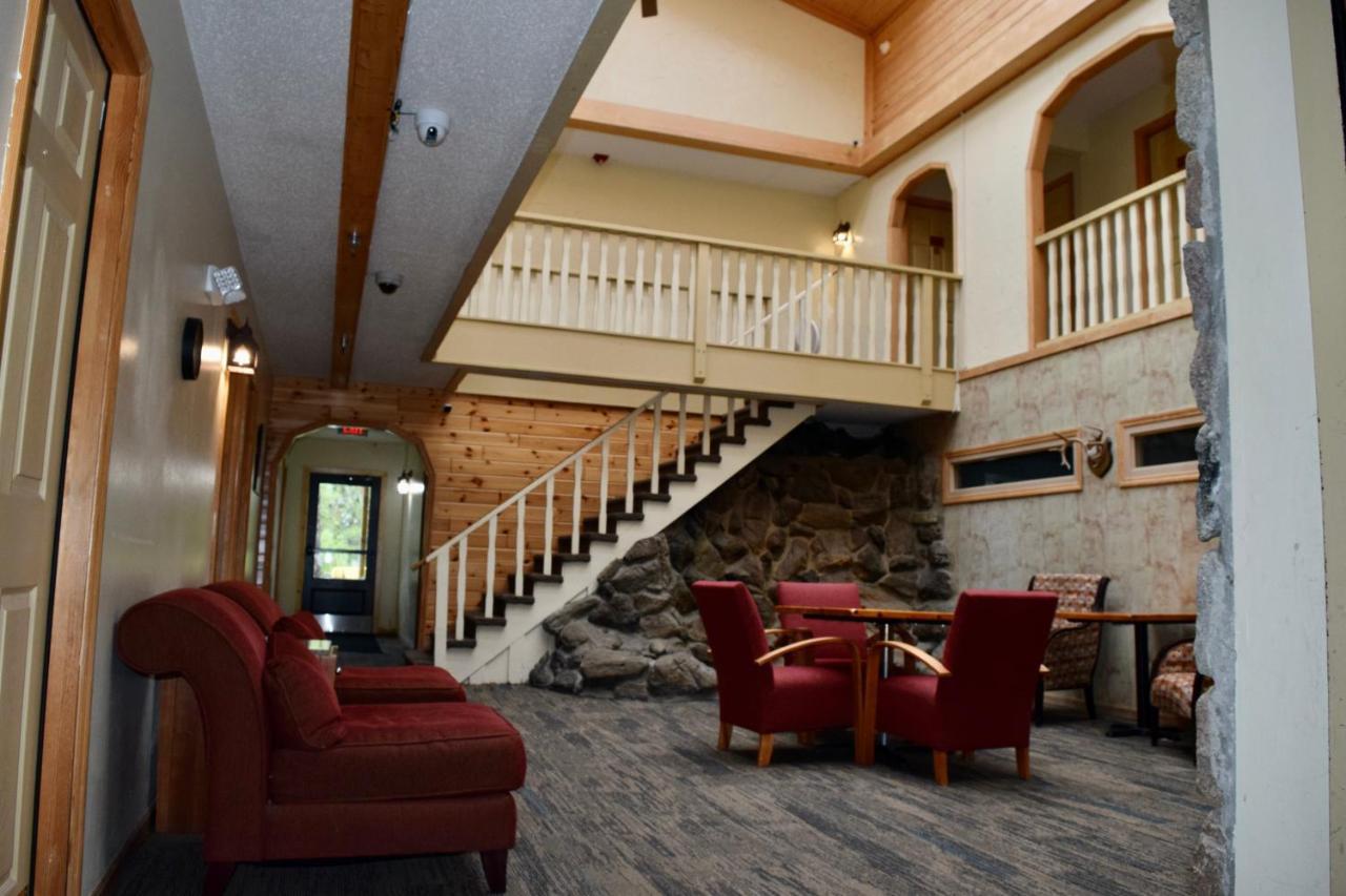 The Otter Lodge Ottertail Екстериор снимка